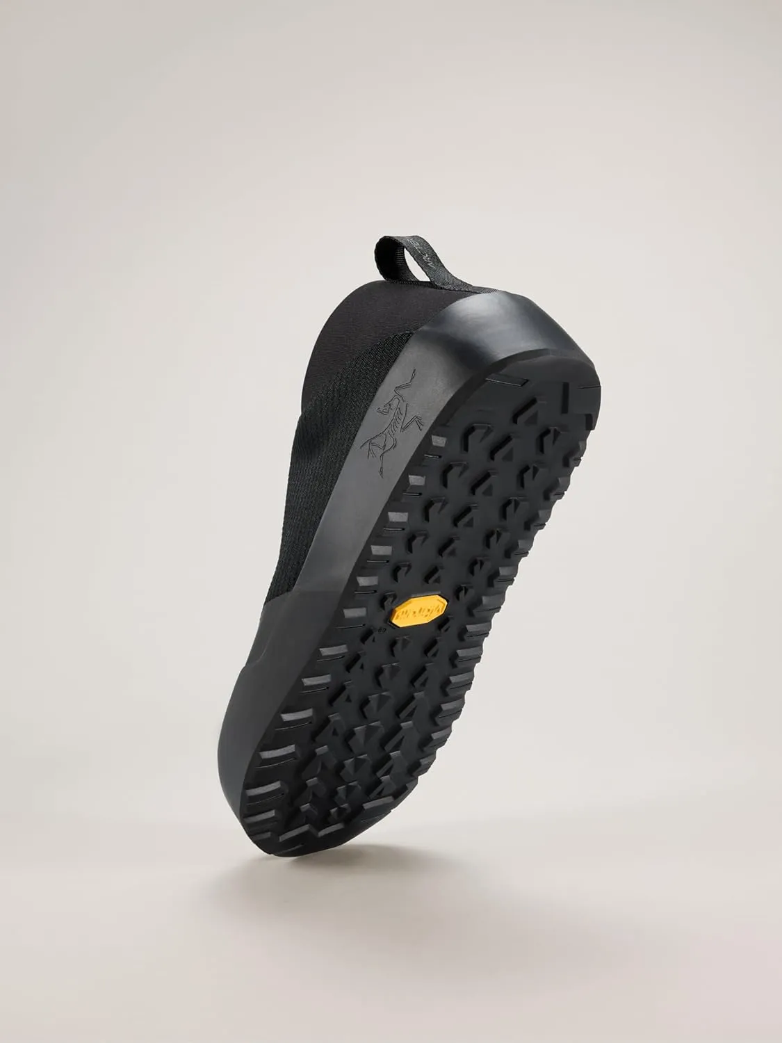 Arc'teryx Mens Kragg Shoe - Lightweight Pull-On Shoe for Quick Approaches, Everyday Casual Shoes