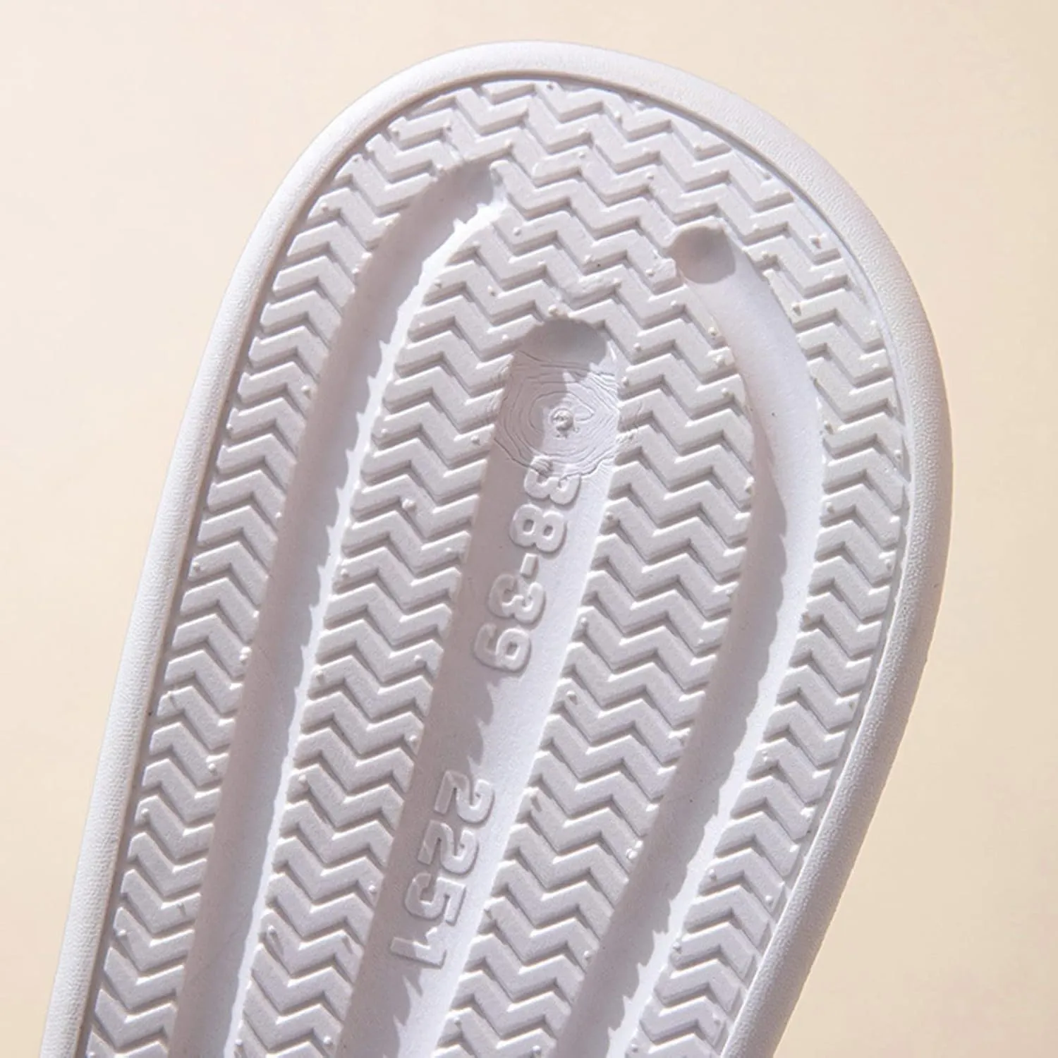 Cloud Slides Womens Slides Shower Slippers Shower Shoes Women Sandals Men Bath Slipper Indoor House Pool College Dorm