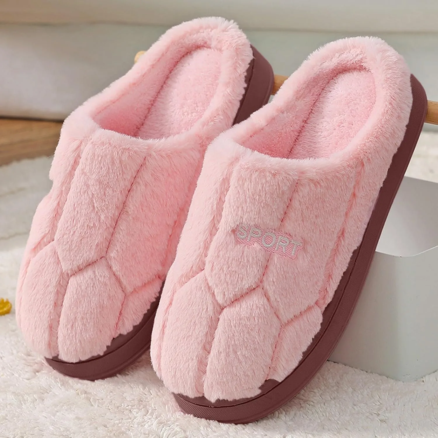 House Slippers for Women Memory Foam Fuzzy Slippers Indoor and Outdoor Slip on Bedroom Shoes with Faux Fur Lining