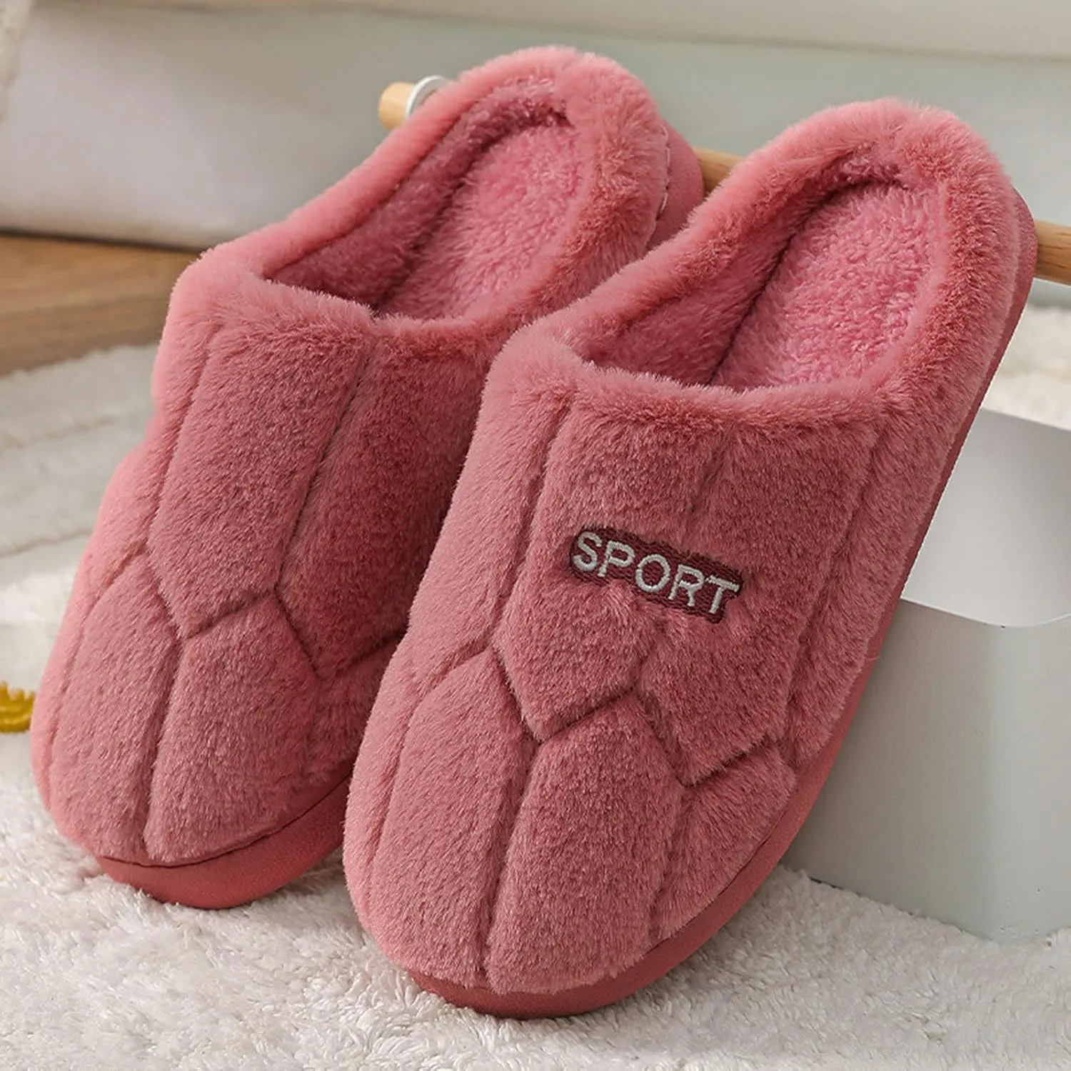 House Slippers for Women Memory Foam Fuzzy Slippers Indoor and Outdoor Slip on Bedroom Shoes with Faux Fur Lining