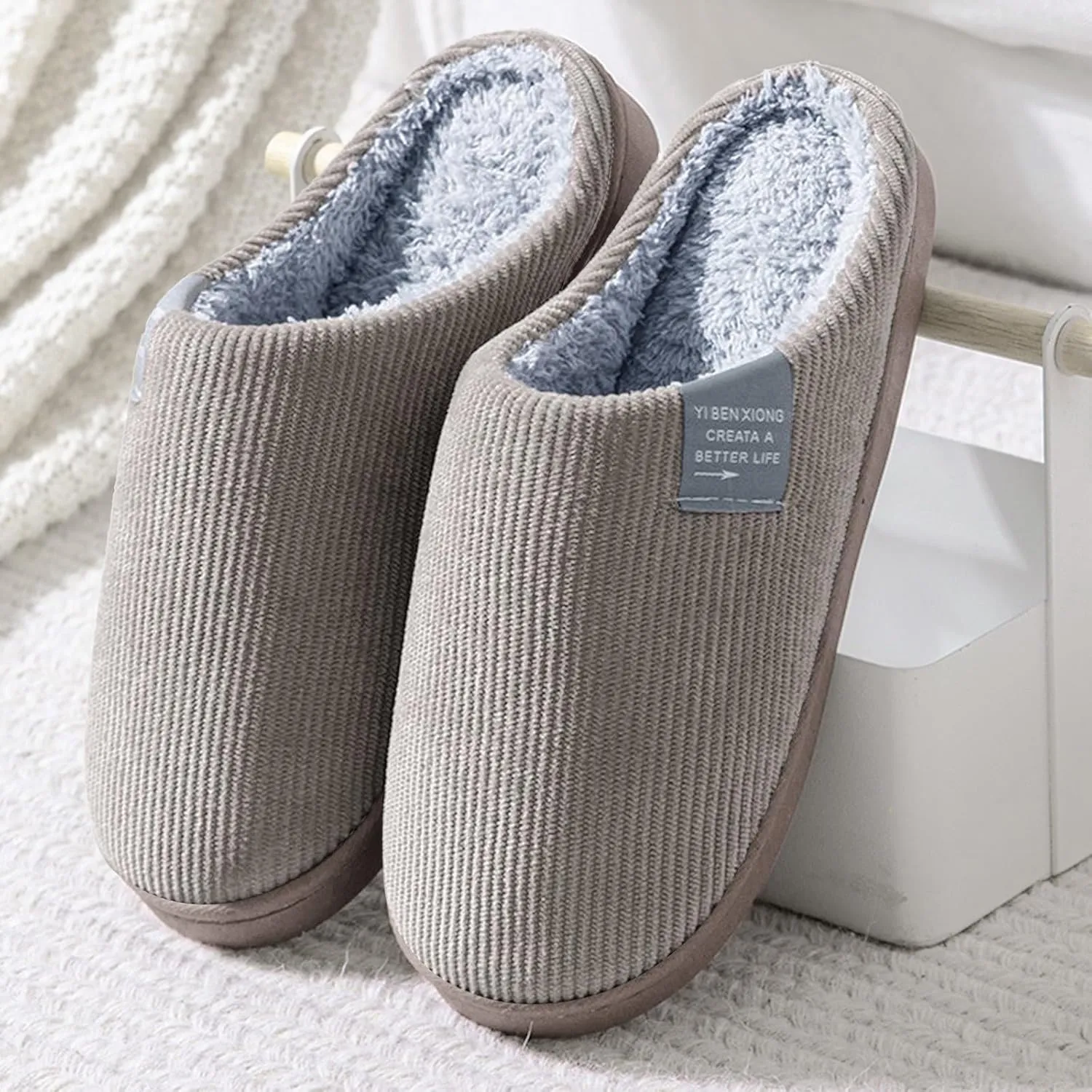 Roorsily Men's Fuzzy Slippers Fleece Lined Warm Cotton Slippers Lightweight Flat Soled Slippers Comfort Indoor Slippers