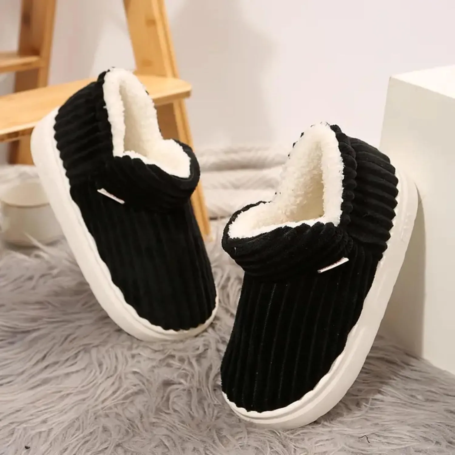 Slippers for Women Men Memory Foam Fuzzy House Slippers Bedroom Non-Slip Warm Fluffy Plush Slippers with Arch Support