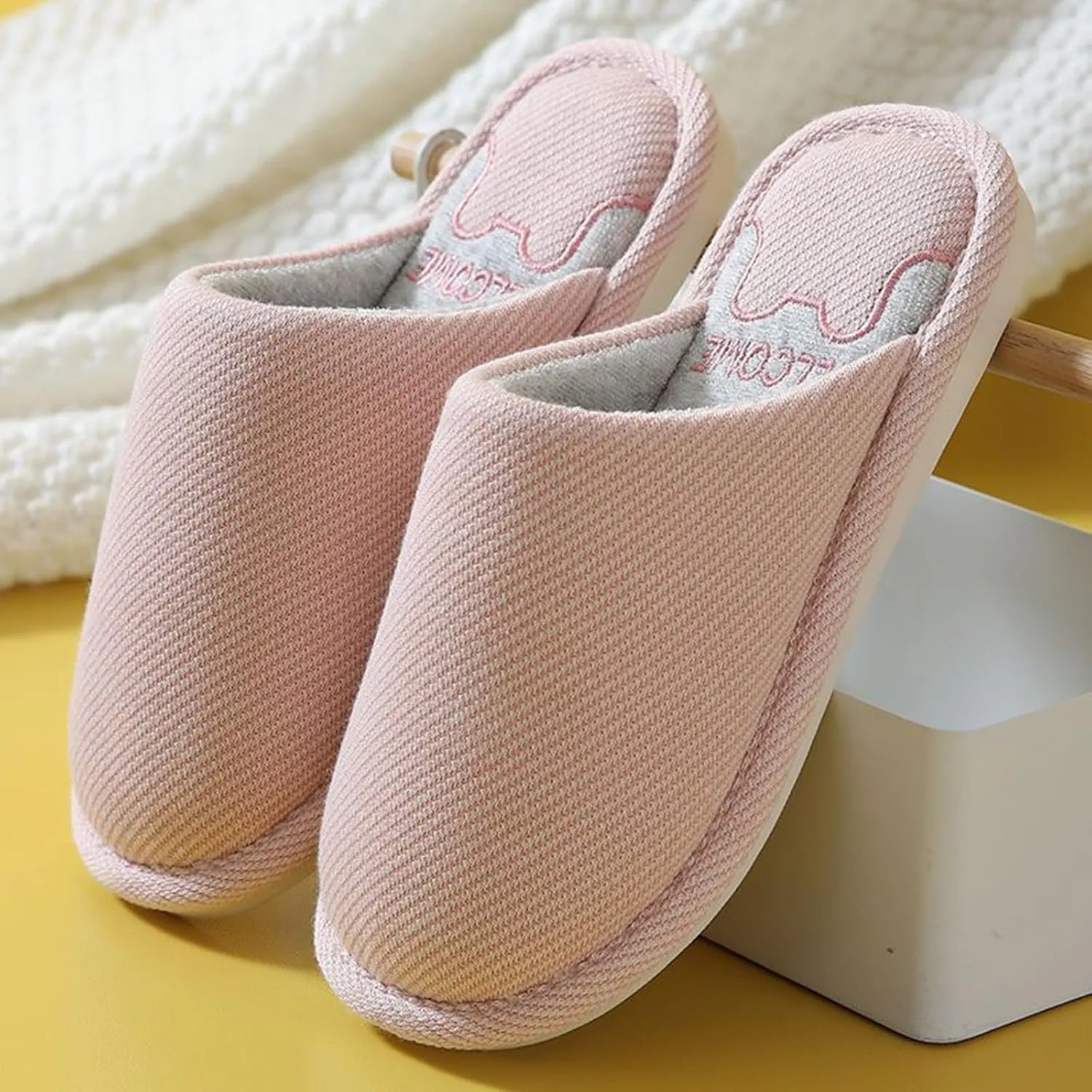 Unisex Home Slippers Fall Winter Anti-slip Shoes Comfy Soft Indoor Bedroom Slides Cozy House Slippers for Women Men