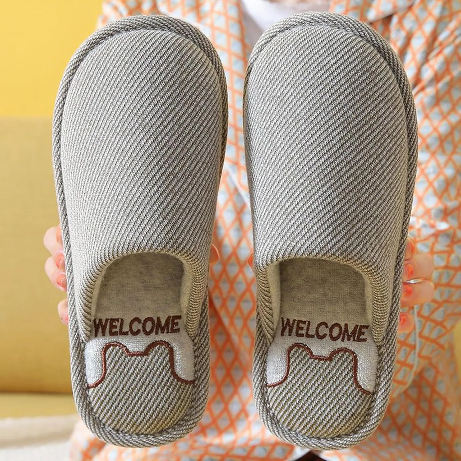 Unisex Home Slippers Fall Winter Anti-slip Shoes Comfy Soft Indoor Bedroom Slides Cozy House Slippers for Women Men