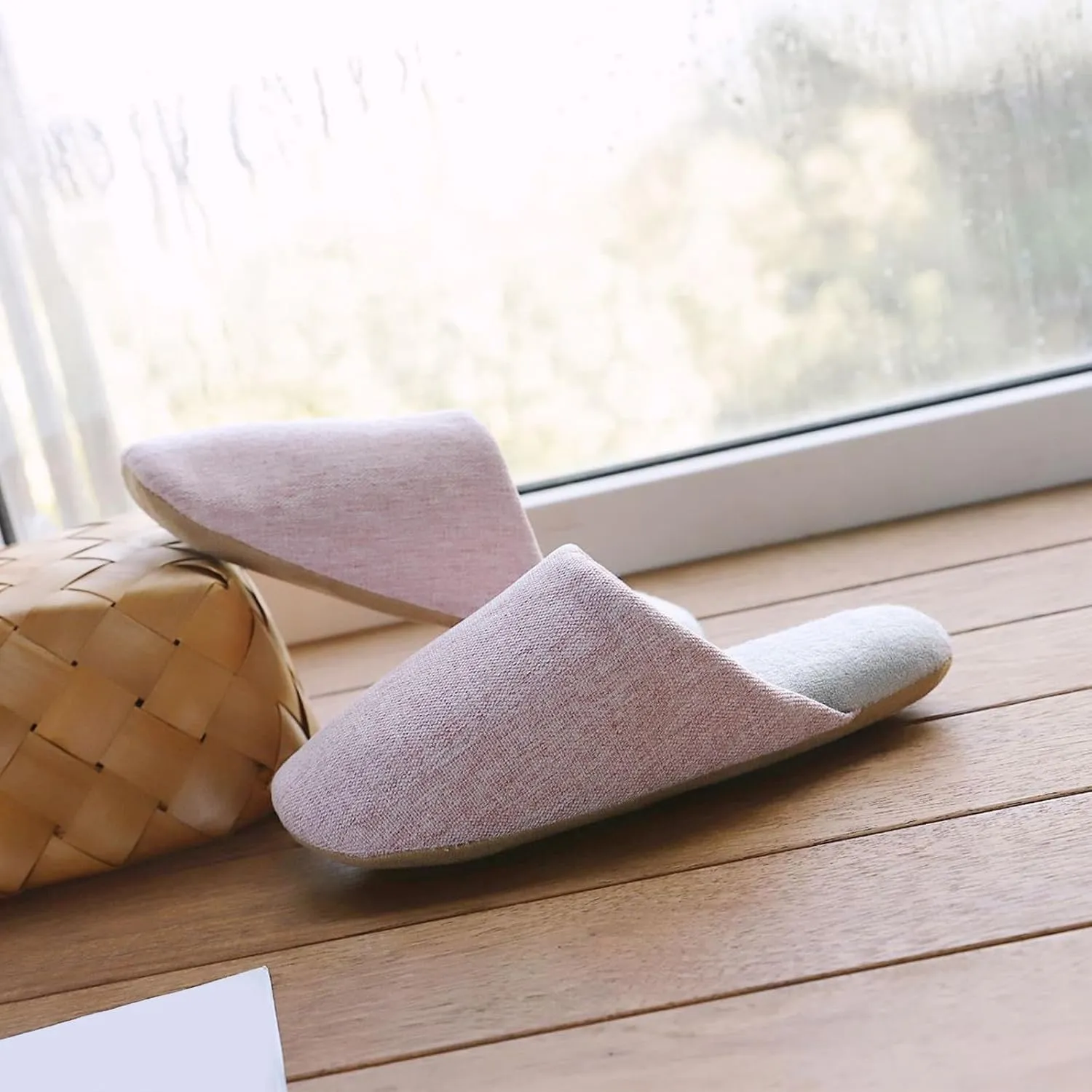 Womens Anti-Skid Home Silent Slippers Cozy Flat Indoor House Slipper for Guests, Hotel, Spa, Travel Slip On Slippers