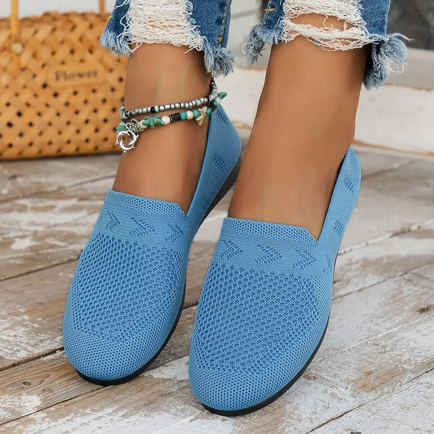 Women's Breathable Comfortable Casual Cloth Shoes Fashion Mesh Slip On Flat Walking Footwear for Daily Wear
