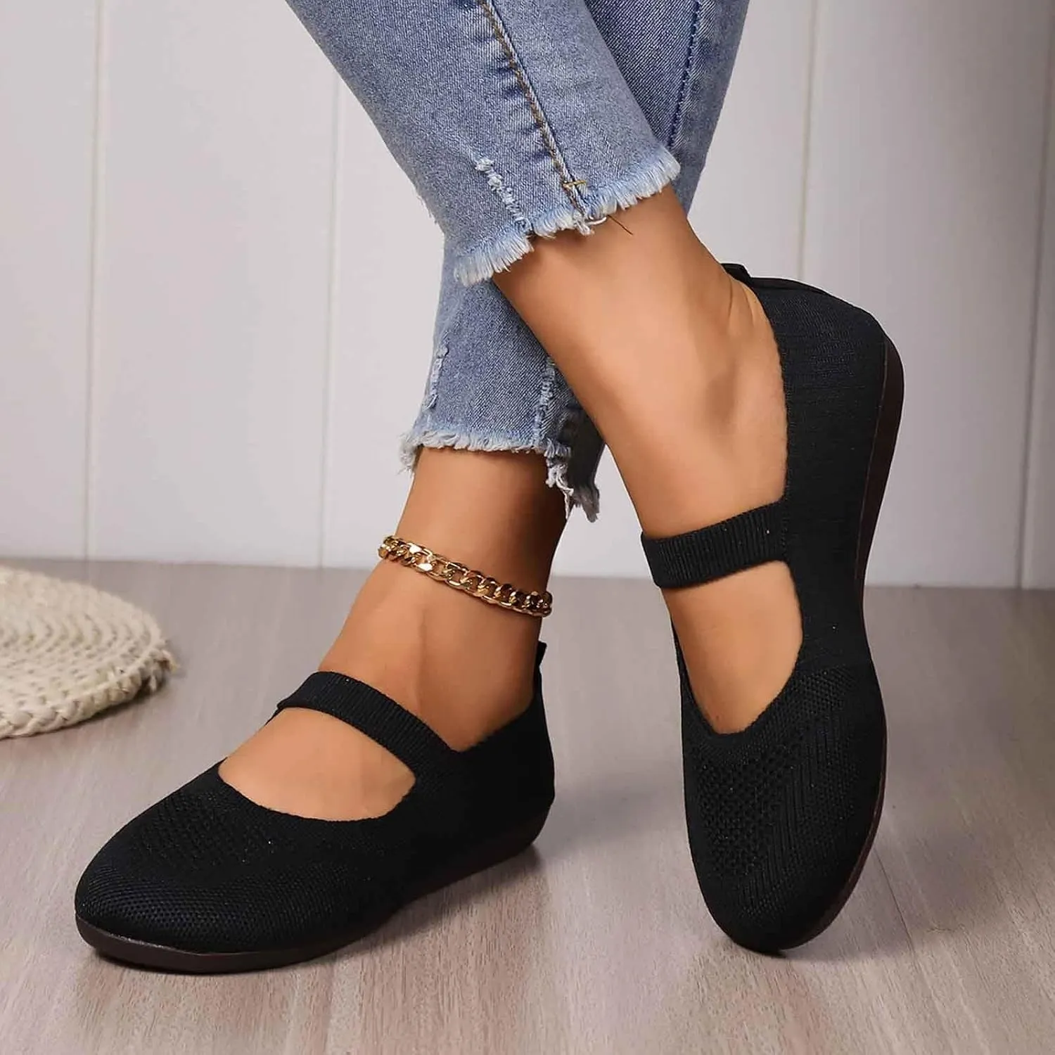 Women's Casual Shoes Everyday Comfort Breathable Design Ideal Summer Slip On Style with Flat Sole Lady Slip Shoe