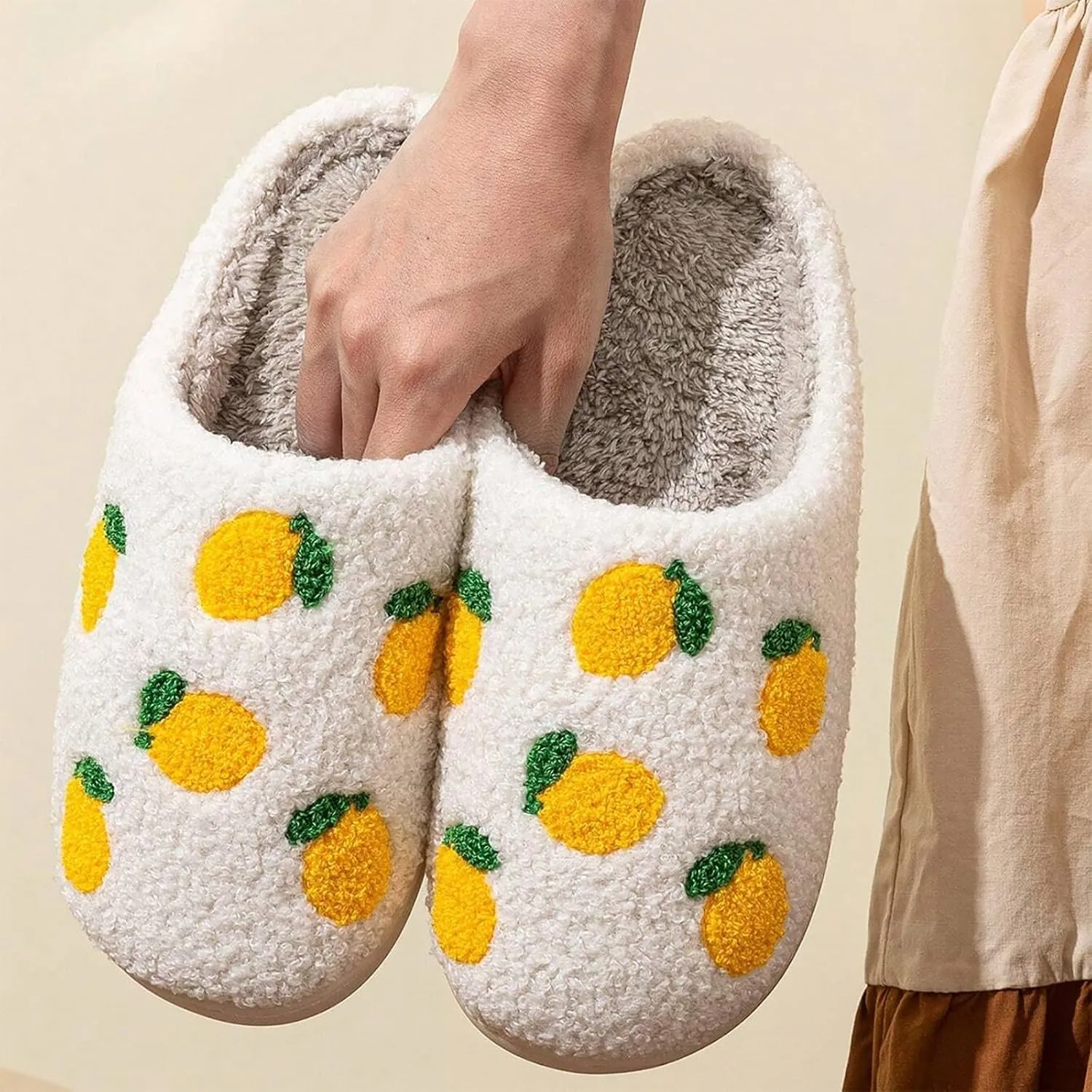 Women's Men's Cute Retro House Slippers Memory Foam Plush Fuzzy Indoor Shoes