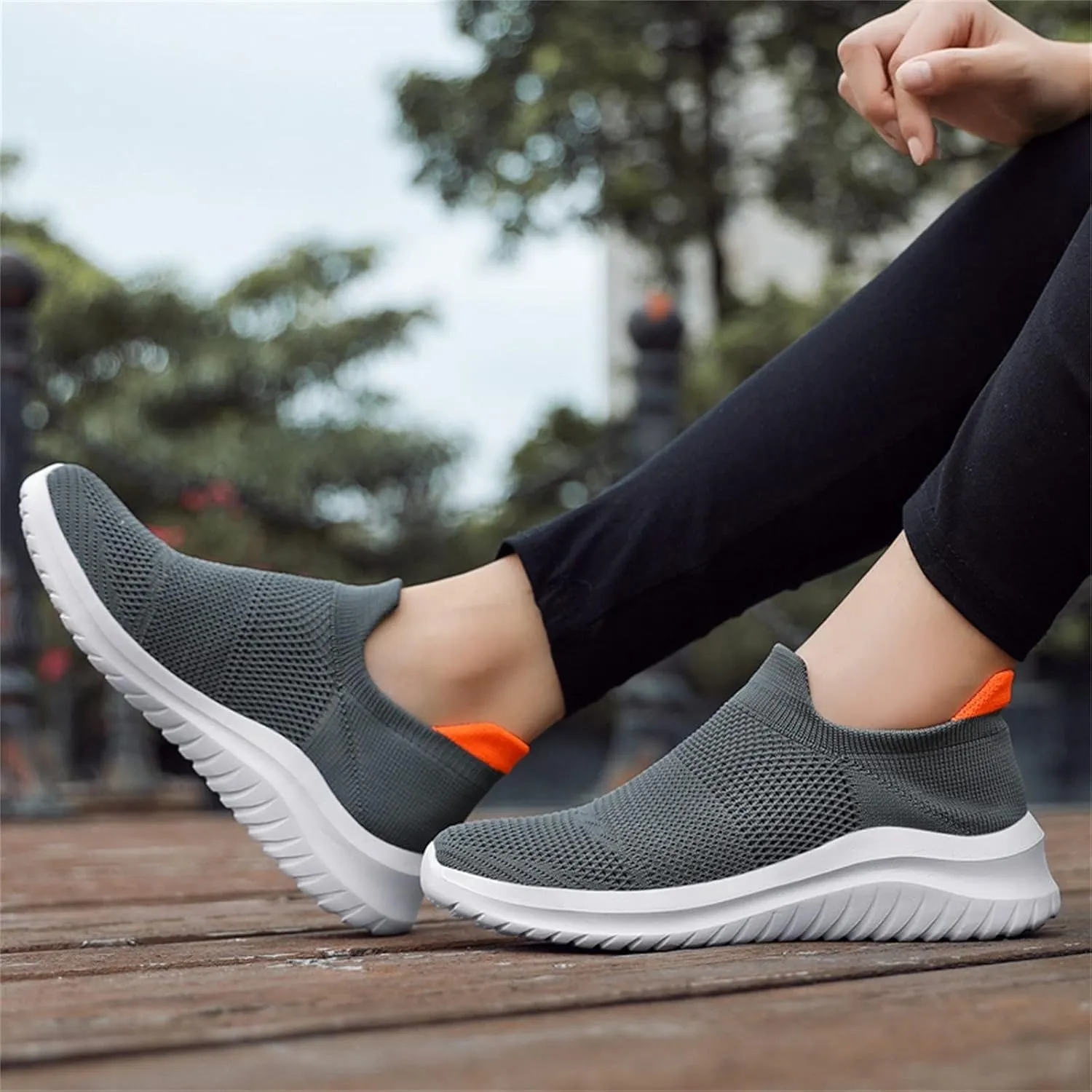 Women's Slip on Shoes Canvas Sneakers Loafers Non Slip Tennis Shoes Men Dressy Casual Black Shoes Slip On Sneakers Slip On Tennis Shoe Cross Trainer Shoe