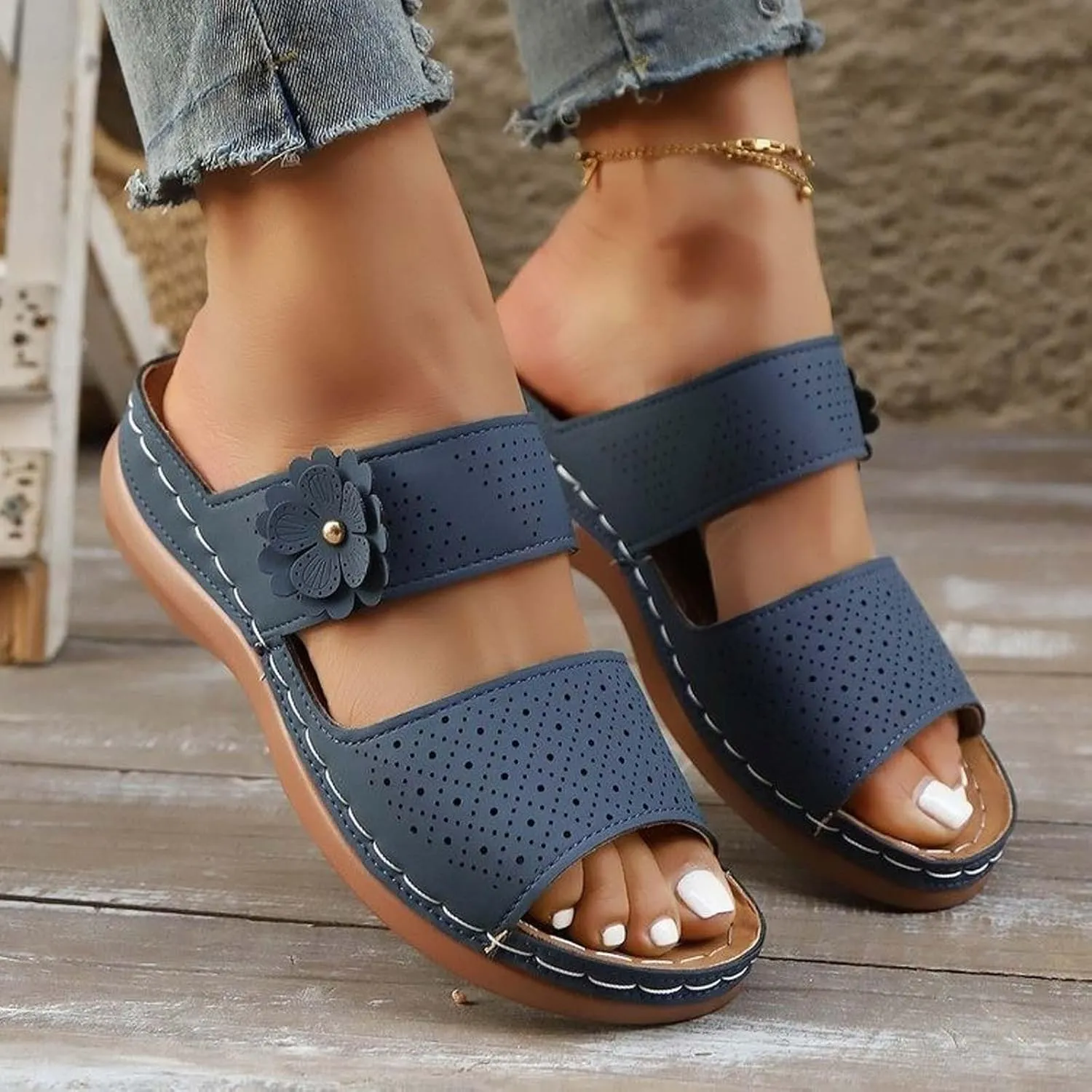 Women's Summer Sandals Casual Flat Slip On Beach Toe Post Comfortable Walking Shoes for Vacation Outfit